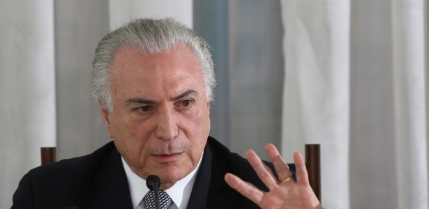Decreto do presidente Temer ressalta que ajuda dependerá da "anuência" dos Estados - Adriano Machado/Reuters