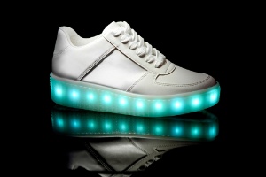 tênis de rodinha com luz