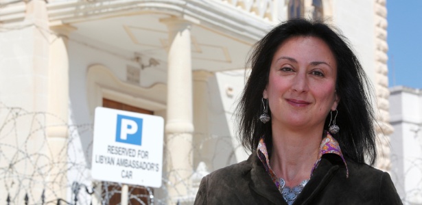 Explosão destruiu o carro de Daphne Caruana Galizia, que era crítica do governo maltês