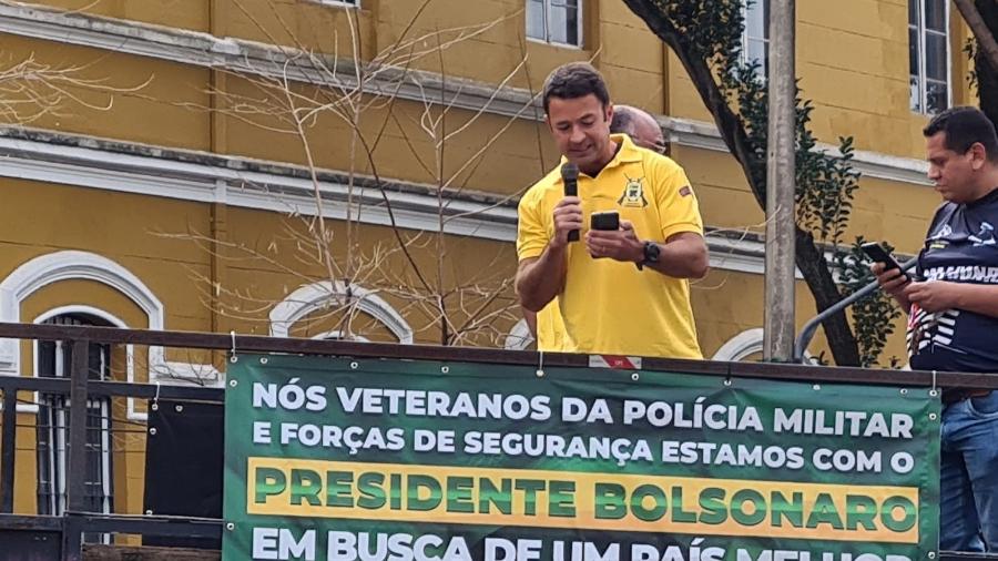 7.set.2021 - Ex-comandante da Rota (Rondas Ostensivas Tobias de Aguiar), tropa da PM, discursa em ato de apoio ao governo Bolsonaro, na Praça da República, em São Paulo - Leonardo Martins/UOL