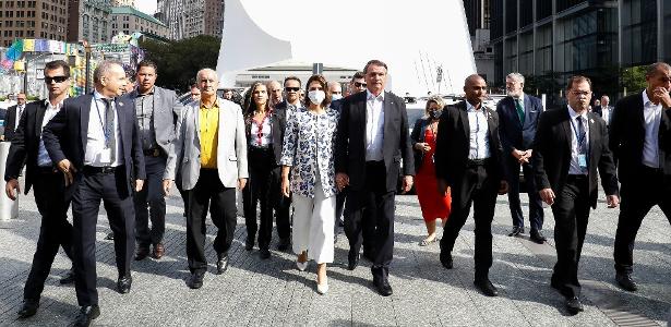 Michelle e Queiroga destoam em comitiva de Bolsonaro ao usarem máscara - Vimarsana News