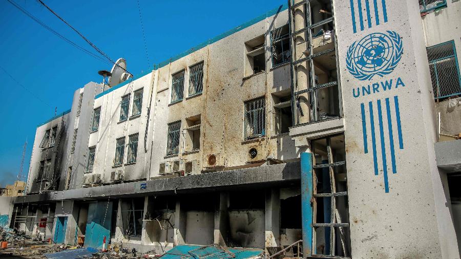 15.fev.2024 - Imagens mostram destruição na sede da UNRWA, a agência da ONU para refugiados palestinos, na Cidade de Gaza