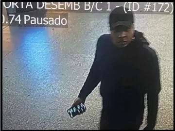 Olheiro estava no aeroporto pelo menos 1 hora antes da morte de Gritzbach