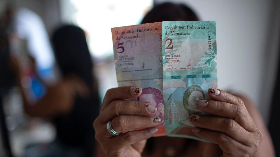 Bolívar soberando tem cinco zeros a menos que a moeda anterior - Mauro Pimentel/AFP