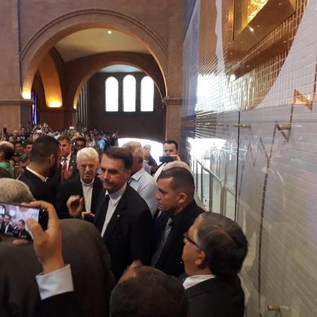 Bolsonaro faz visita à Basílica de Aparecida, no interior de SP - Divulgação