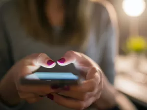 "Precisava de mais sexo": elas contam por que estão usando app de traição