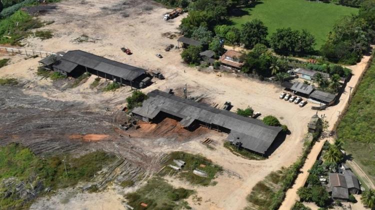 Vista aérea de serraria desmantelada por operação conjunta do Ibama e GLO - Arquivo Pessoal - Arquivo Pessoal