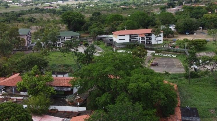 Universidade Experimental Nacional Rómulo Gallegos das Planícies Centrais, instituição pública da Venezuela