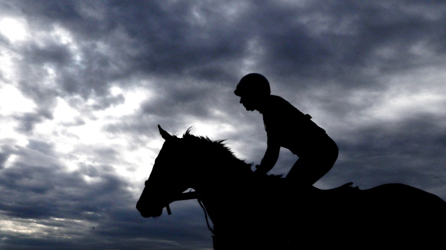 Única exceção feita foi às corridas de cavalos, uma vez que apostas são consideradas vitais para a modalidade - Patrick Smith/AFP