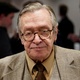 Escritor Olavo de Carvalho chega para exibição do filme "O Jardim das Aflições" para convidados em hotel em Washington - JOSHUA ROBERTS/Reuters