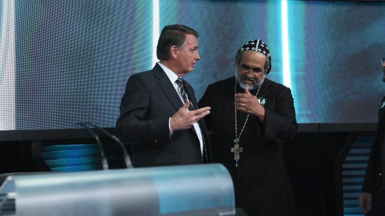 Padre Kelmon fez dobradinha com Bolsonaro durante o debate entre presidenciáveis no SBT - Lourival Ribeiro/SBT/Divulgação - Lourival Ribeiro/SBT/Divulgação