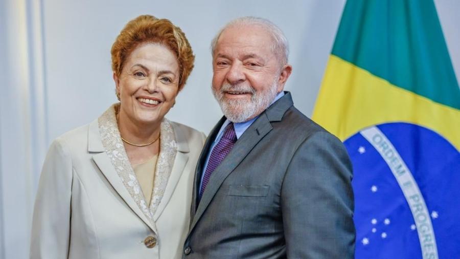 Ex-presidente Dilma Rousseff com o presidente Lula