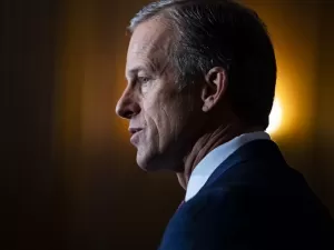 John Thune será o líder dos republicanos no Senado dos EUA