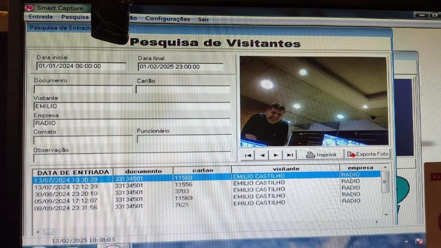 Registro de visita de Emilio Castilho, o Cigarreiro, à rádio Street FM. Ele é apontado pela polícia como mandante do assassinato de Vinícius Gritzbach. Registro de visita de Emilio Castilho, o Cigarreiro, à rádio Street FM. Ele é apontado pela polícia como mandante do assassinato de Vinícius Gritzbach.