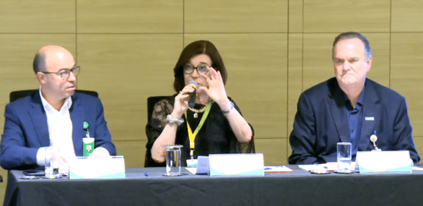 Distribuidoras pagarão só R$ 0,06 a mais por litro de diesel, diz Petrobras