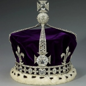 Coroa com o diamante indiano Koh-i-noor  - Royal Collection/Reprodução