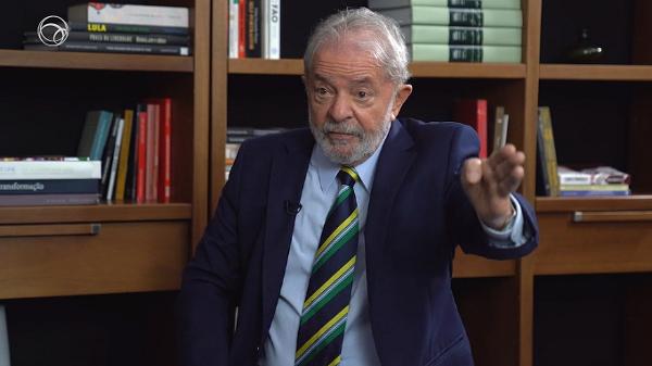 Lula afirma que PT precisa estar presente e entender o que acontece nas periferias hoje - UOL