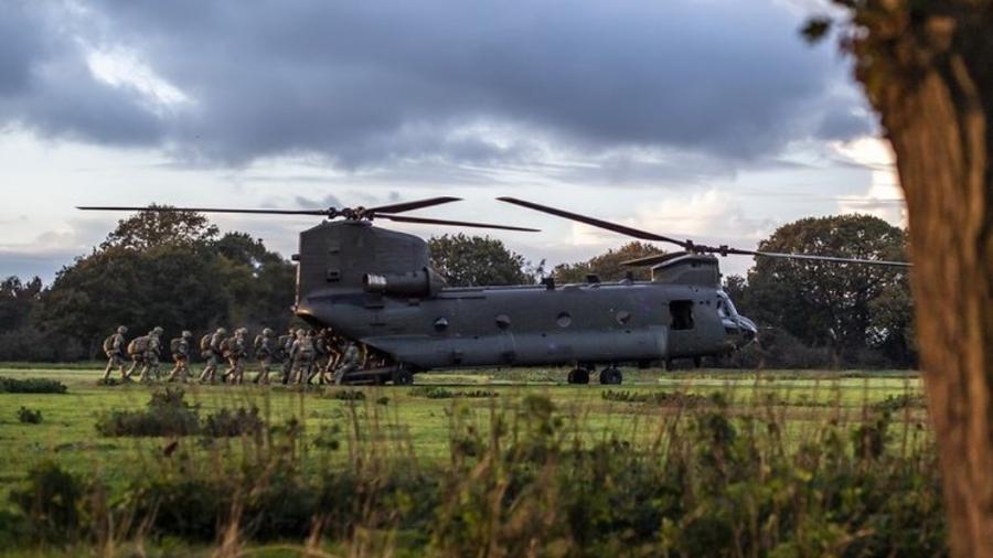 Helicópteros podem ser enviados para a Ilha de Wight - Divulgação/British Army