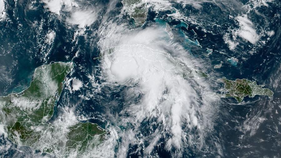Imagens de satélite mostram furacão Ida no Golfo do México; no domingo (29), poderá chegar aos EUA - AFP Photo/RAMMB/NOAA