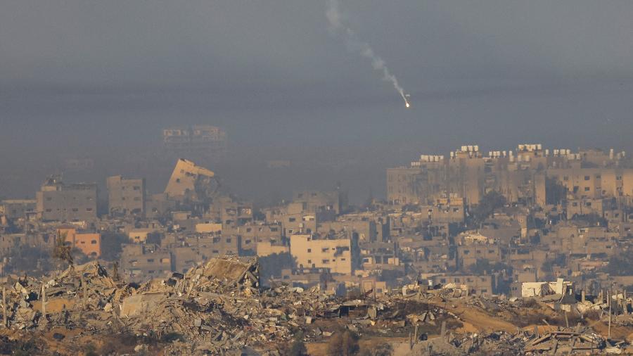 Israel fez novos ataque contra a Faixa de Gaza no 58º dia de guerra