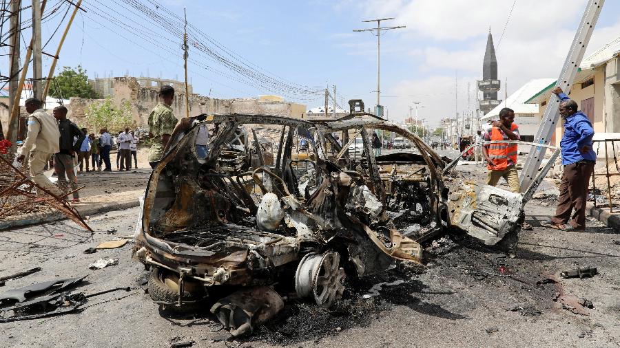 Carro-bomba explodiu perto do Parlamento em Mogadíscio - Feisal Omar/Reuters