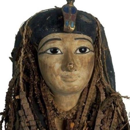 Cientistas fazem "unboxing virtual" da múmia do faraó Amenhotep I - Reprodução