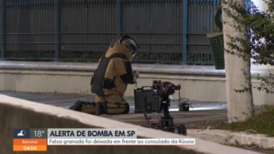 Falsa granada foi deixada na porta do consulado da Rússia em São Paulo - Reprodução/TV Globo