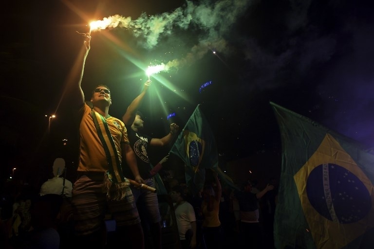 28.out.2018 -  Eleitores de Jair Bolsonaro comemoram resultado das eleições