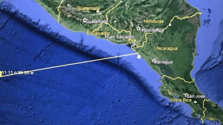 Embaixada dos EUA em El Salvador divulga imagem de possível tsunami na região - Reprodução/Twitter/USEmbassySV