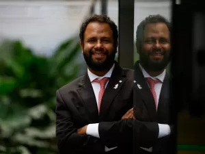 PSOL lança candidatura de pastor Henrique Vieira (RJ) à presidência da Câmara