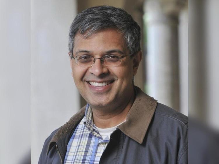 Jay Bhattacharya vai dirigir o Instituto Nacional de Saúde dos Estados Unidos