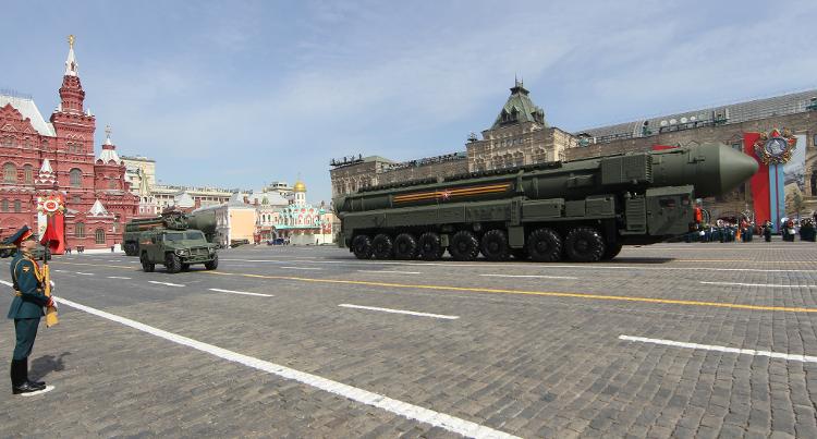 O míssil balístico intercontinental RS-24 Yars (ou SS-29, para a Otan) em um ensaio do desfile do "Dia da Vitória" em 7 de maio de 2022, em Moscou O míssil balístico intercontinental RS-24 Yars (ou SS-29, para a Otan) em um ensaio do desfile do "Dia da Vitória" em 7 de maio de 2022, em Moscou