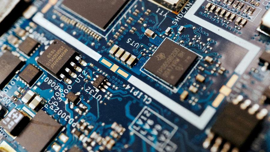 Os EUA recomendaram que chips norte-americanos não fossem usados no desenvolvimento de IAs chinesas Os EUA recomendaram que chips norte-americanos não fossem usados no desenvolvimento de IAs chinesas