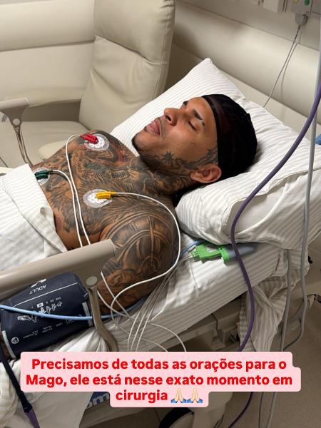 Imagem compartilhada por Thiago Gravações mostra Anderson no hospital