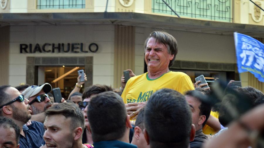 Jair Bolsonaro é esfaqueado durante campanha eleitoral em Juiz de Fora (MG) - Raysa Leite/Folhapress