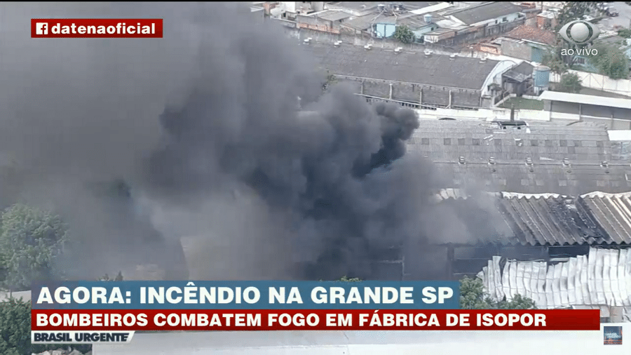 Incêndio em uma fábrica de isopor em Guarulhos (SP) - Reprodução/Band