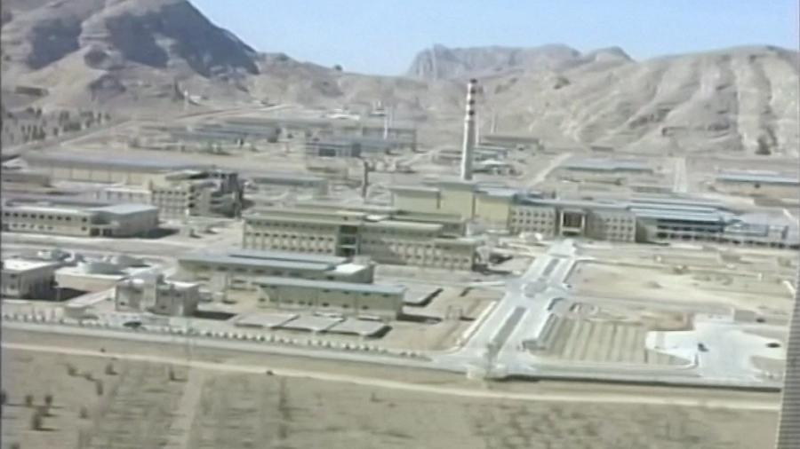 Uma vista aérea mostra uma instalação nuclear em Isfahan, Irã, em 30 de março de 2005 - Reuters TV/REUTERS