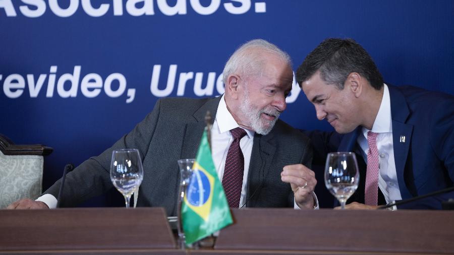 Lula e o presidente do Paraguai, Santiago Peña, em evento do Mercosul, realizado no final do anos passado no Uruguai Lula e o presidente do Paraguai, Santiago Peña, em evento do Mercosul, realizado no final do anos passado no Uruguai