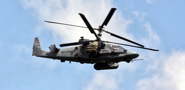 Helicóptero disparou acidentalmente contra um grupo de veículos e pessoas, mas governo russo negou que o incidente tenha causado feridos - Wikimedia Commons
