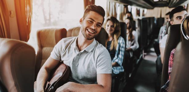 R$ 30 ida e volta: Uber estreia ônibus fretado entre Guarulhos e São Paulo