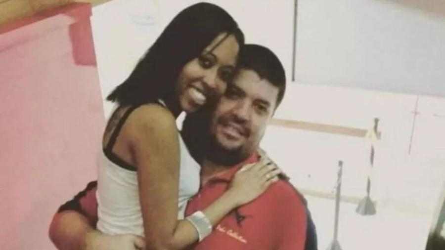 Samy com a esposa Ayend, que ele confessou em mensagens ter assassinado - Reprodução