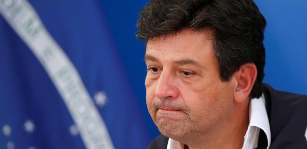 Mandetta diz que escondeu projeções pessimistas da pandemia: 'Não ajudava'