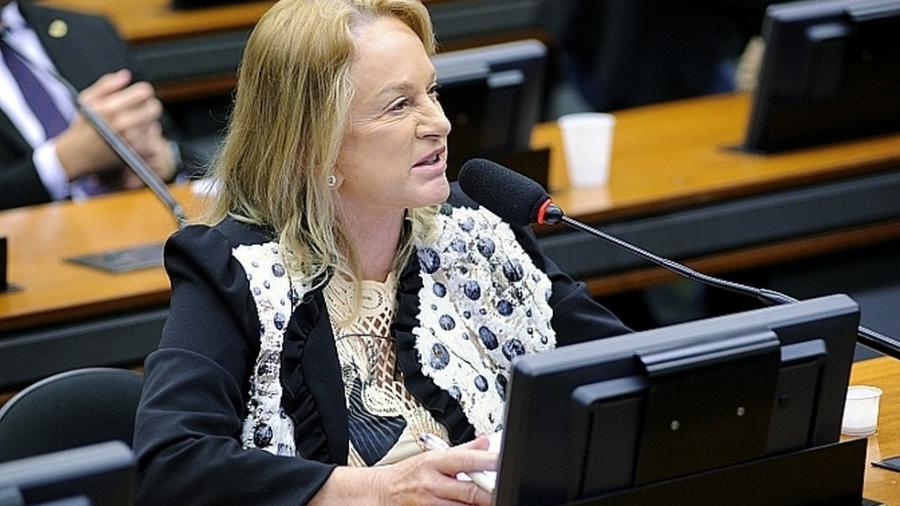 A deputada federal Magda Mofatto (PL-GO) durante sessão da comissão sobre a reforma trabalhista em 2017 - Lúcio Bernardo Junior/Câmara dos Deputados