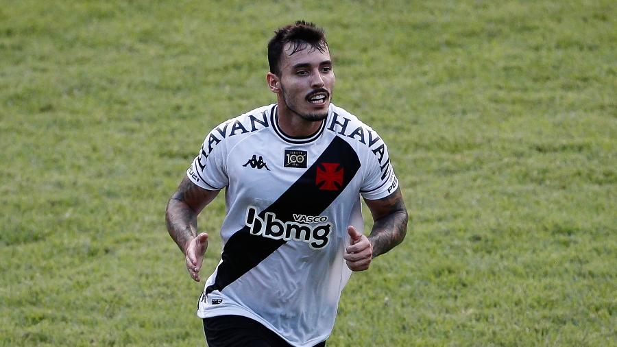 Polivalente lateral Zeca virou titular absoluto no Vasco e já tem um gol marcado com a camisa cruzmaltina - ANDRE MELO ANDRADE/ESTADÃO CONTEÚDO