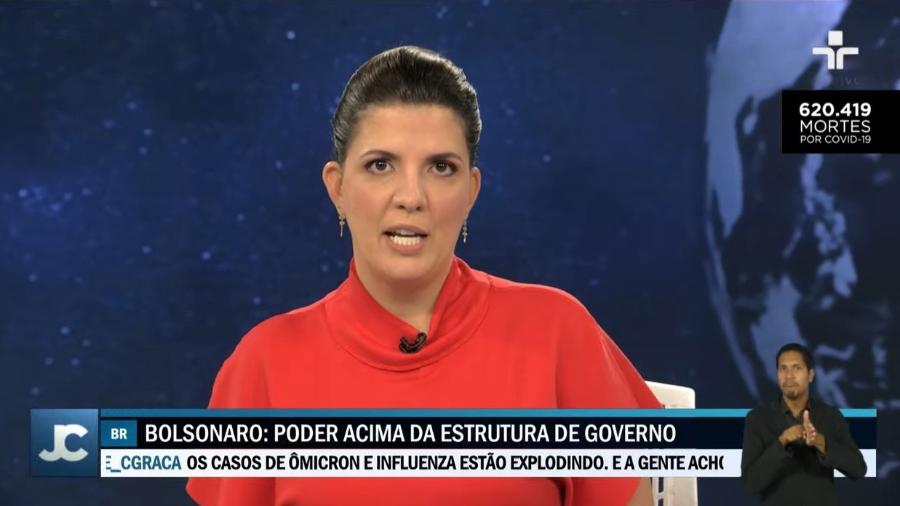 Andresa Boni apresenta o "Jornal da Cultura", que nesta quarta falou da "tendência autoritária" do governo Bolsonaro - Reprodução