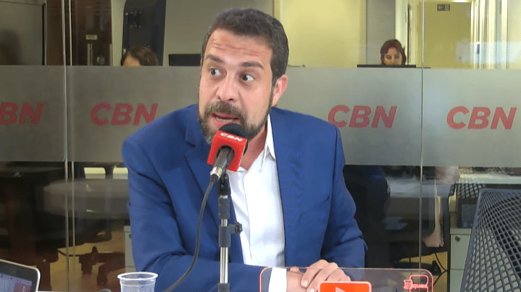 Guilherme Boulos escreveu um relatório que livrava Janones de punição por suspeita de rachadinha Guilherme Boulos escreveu um relatório que livrava Janones de punição por suspeita de rachadinha