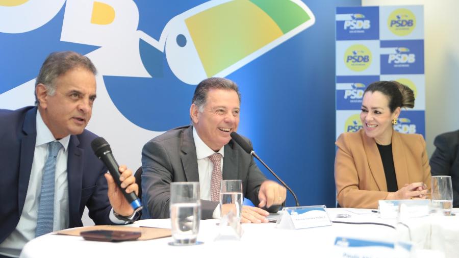 Os tucanos Aécio Neves, Marconi Perillo e Cíntia Ribeiro - Kiko Scartezini