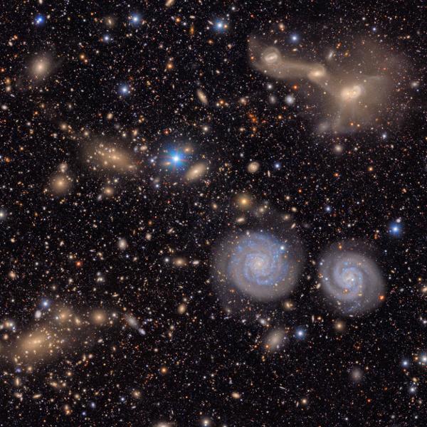 O Observatório Vera C Rubin, no norte do Chile, divulgou as primeiras imagens capturadas por seu supertelescópio. Acima, um detalhe do Aglomerado de Virgem, um conjunto de galáxias a 65 milhões de quilômetros da Terra. O Observatório Vera C Rubin, no norte do Chile, divulgou as primeiras imagens capturadas por seu supertelescópio. Acima, um detalhe do Aglomerado de Virgem, um conjunto de galáxias a 65 milhões de quilômetros da Terra.