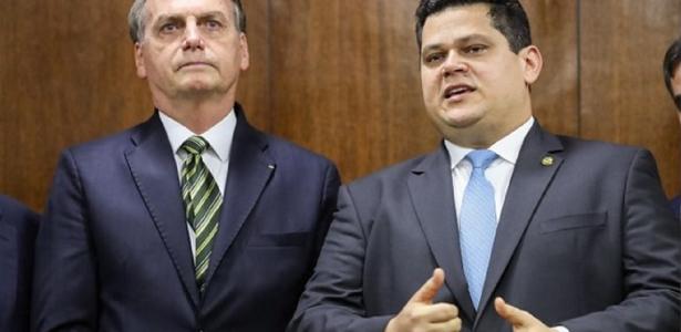 Alcolumbre é pressionado para pautar indicação de Mendonça ao STF - Vimarsana News