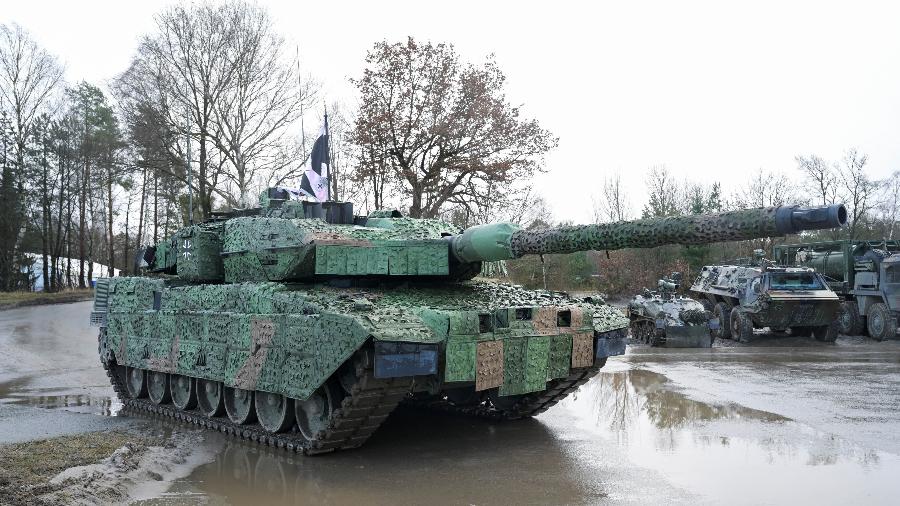 Tanque na base militar de Munster, na Alemanha - Fabian Bimmer/Reuters